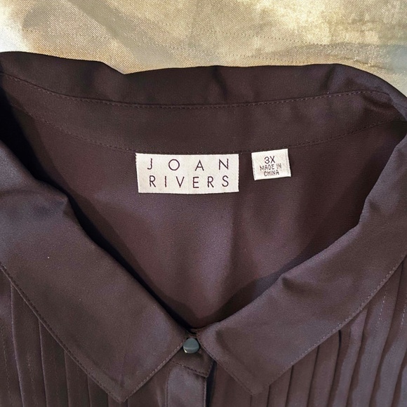 NEW PHOTOS! TUXEDO BLOUSE, BLACK, SIZE 3X, FRONT PLEATS, FRONT BUTTONS, LONG SLV - Picture 5 of 12